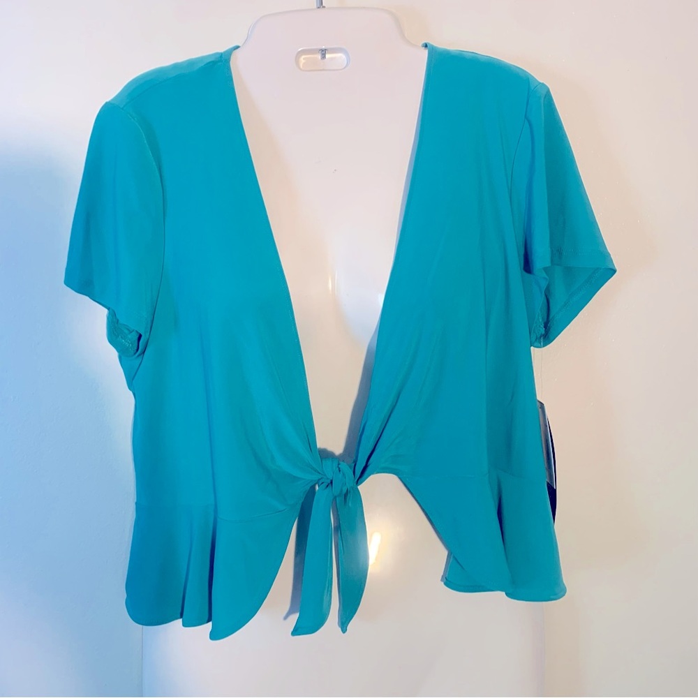 NWT women’s tie front top color teal size PM